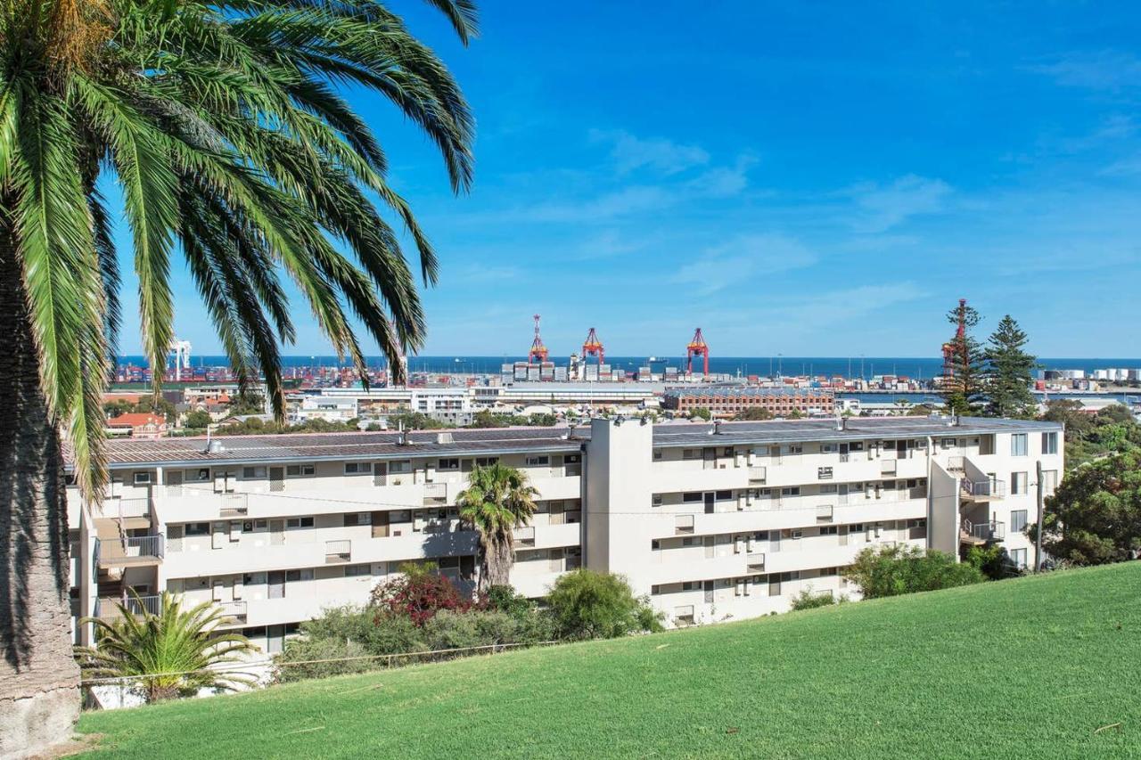 Studio 101 - First Floor Fremantle Studio Apartment エクステリア 写真